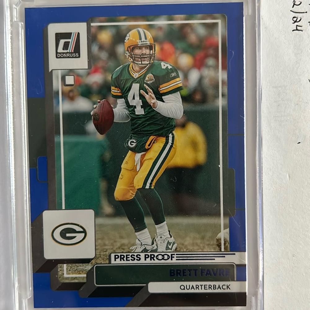 2022 panini – Don Russ football- blue border press, proof Brett Favre #4